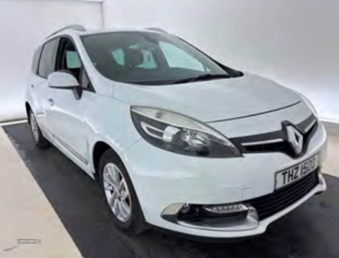Renault Grand Scenic DIESEL ESTATE in Armagh
