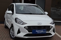 Hyundai i10 1.0 SE 5 DOOR, SUPER CLEAN SUPER MINI WITH SUPER MILES in Antrim
