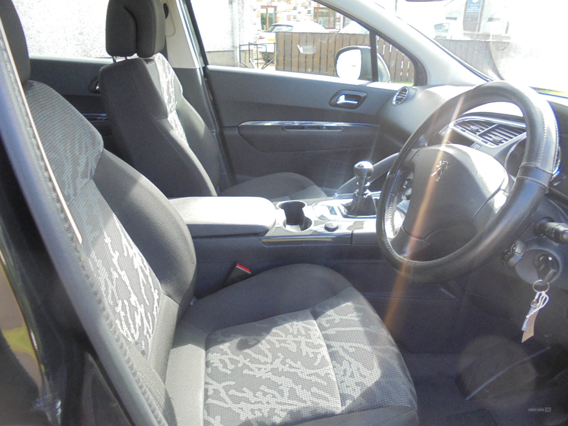 Peugeot 3008 DIESEL ESTATE in Antrim