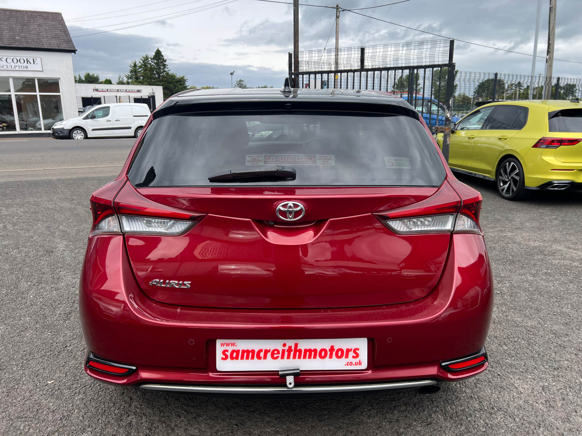 Toyota Auris HATCHBACK in Antrim