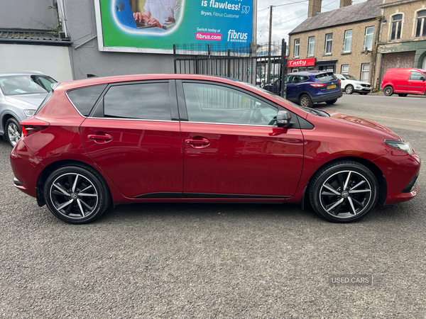 Toyota Auris HATCHBACK in Antrim