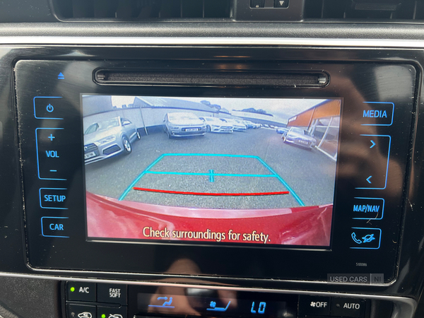 Toyota Auris HATCHBACK in Antrim