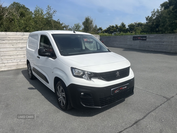 Peugeot Partner STANDARD DIESEL in Down