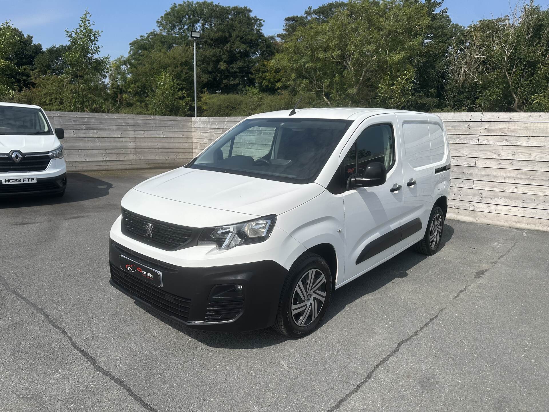 Peugeot Partner STANDARD DIESEL in Down