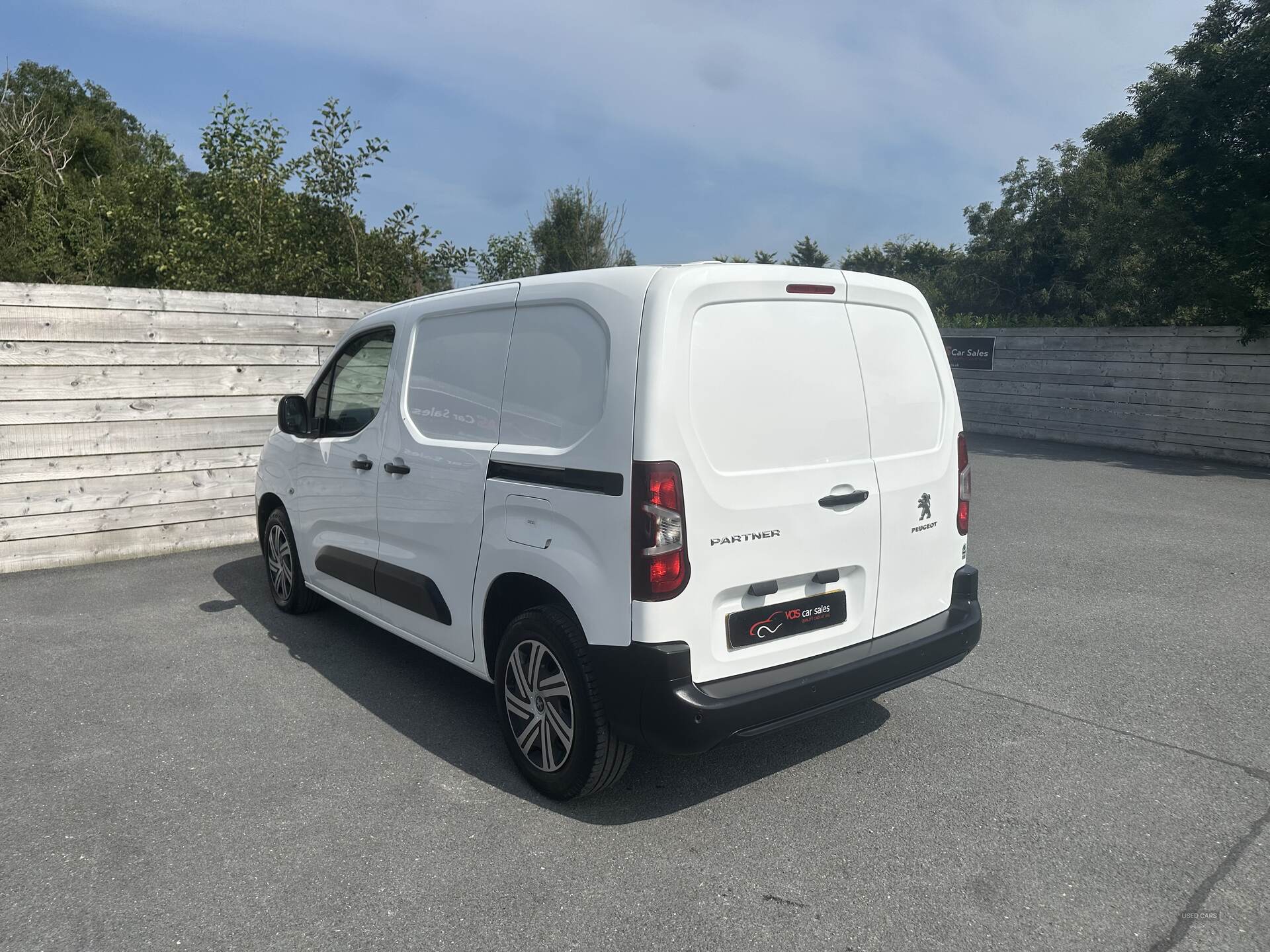 Peugeot Partner STANDARD DIESEL in Down