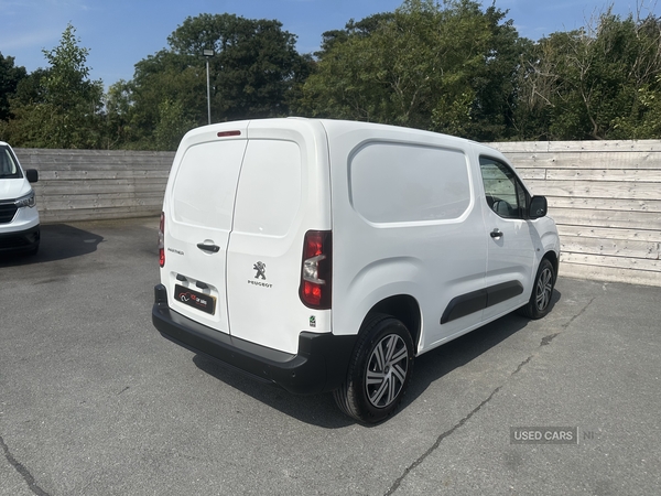 Peugeot Partner STANDARD DIESEL in Down