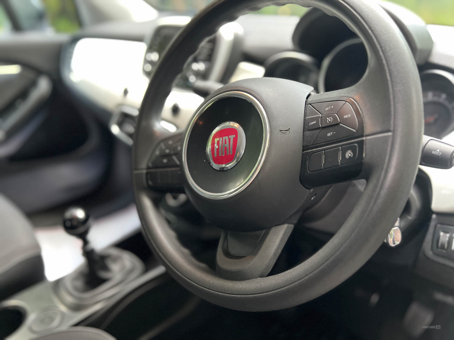 Car Thumbnail 14