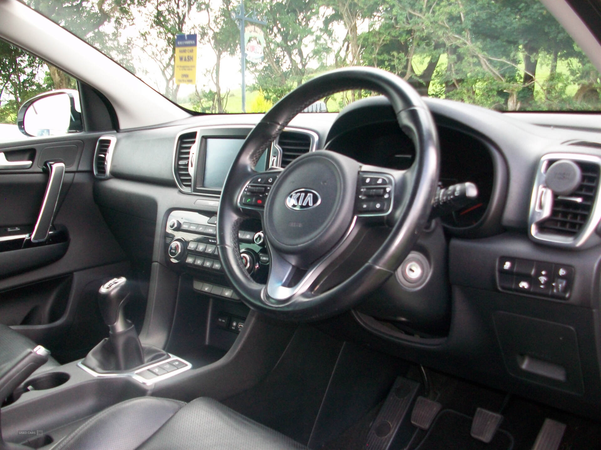 Car Thumbnail 8