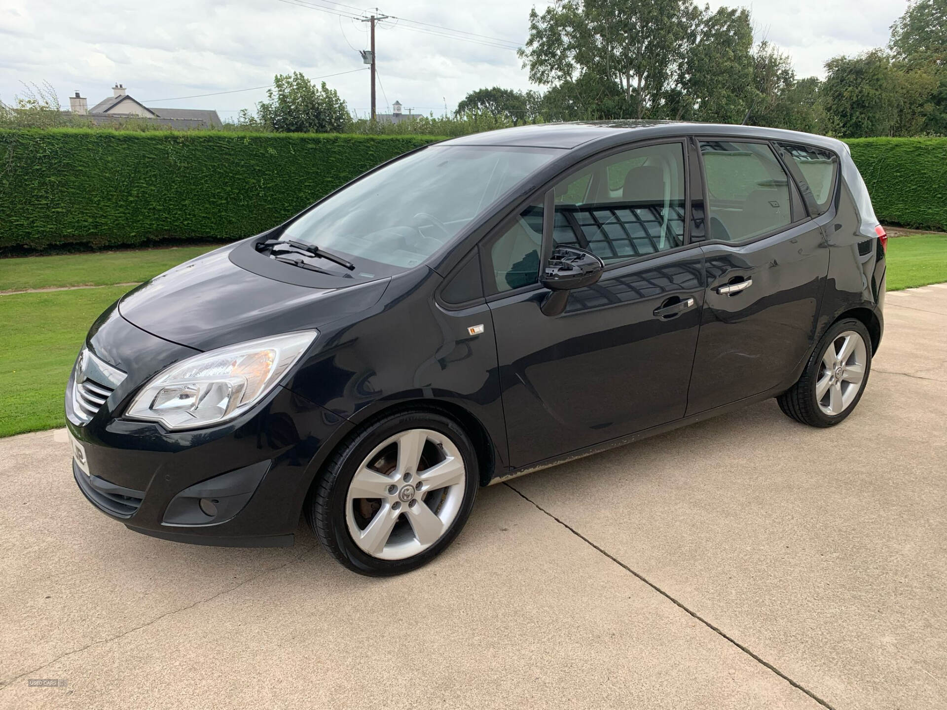 Vauxhall Meriva DIESEL ESTATE in Tyrone