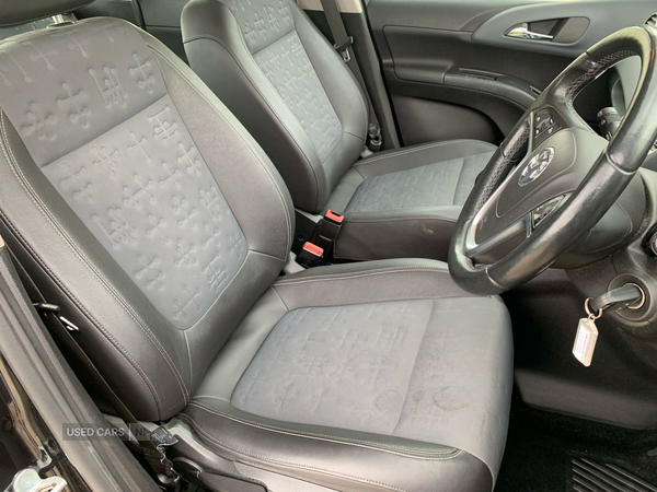 Vauxhall Meriva DIESEL ESTATE in Tyrone