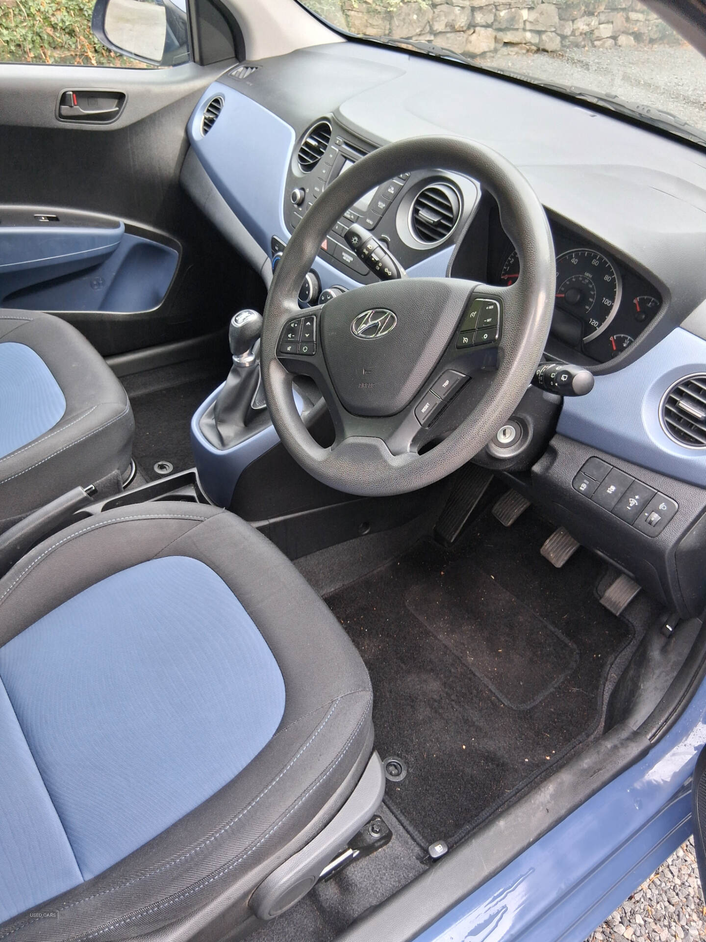 Car Thumbnail 5