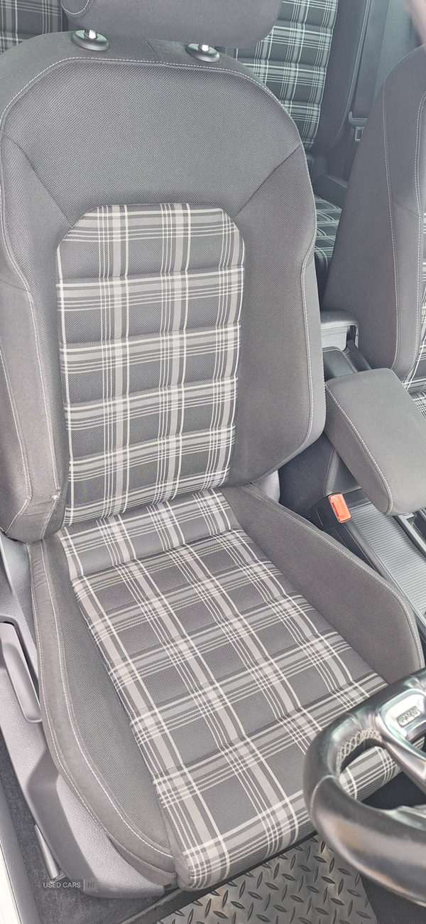 Volkswagen Golf DIESEL HATCHBACK in Derry / Londonderry