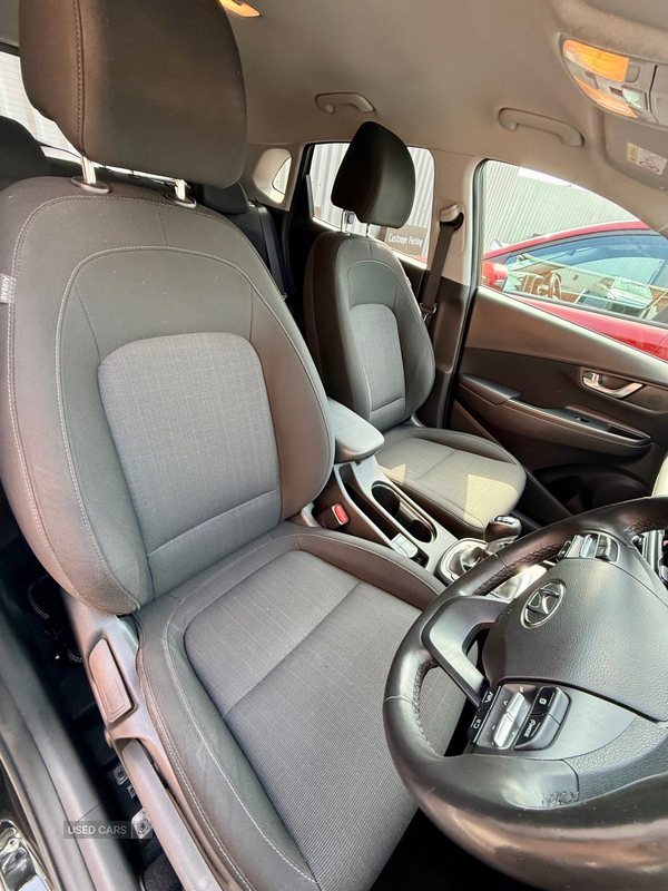 Hyundai Kona HATCHBACK in Down