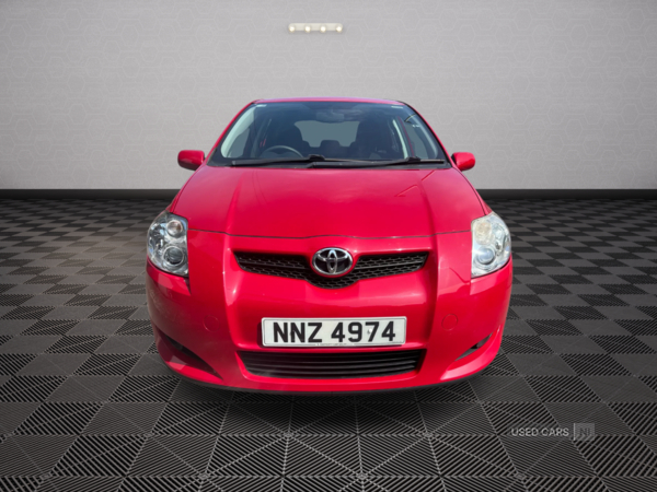 Toyota Auris HATCHBACK in Down
