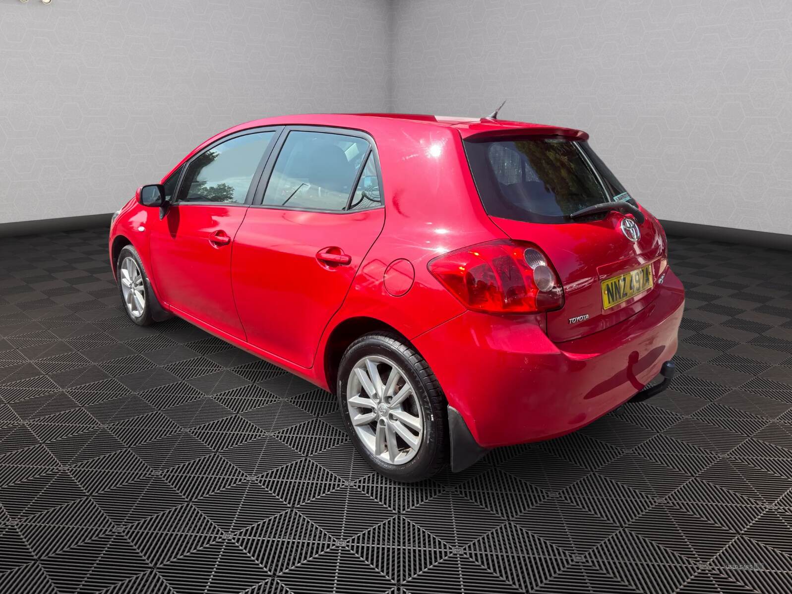 Toyota Auris HATCHBACK in Down