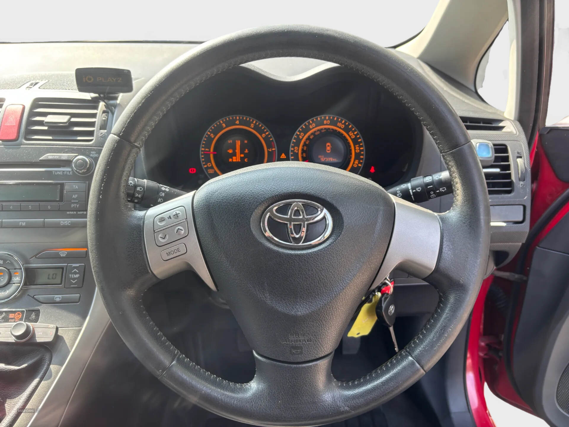 Toyota Auris HATCHBACK in Down