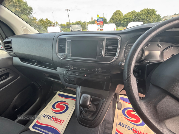 Peugeot Expert LONG DIESEL in Down
