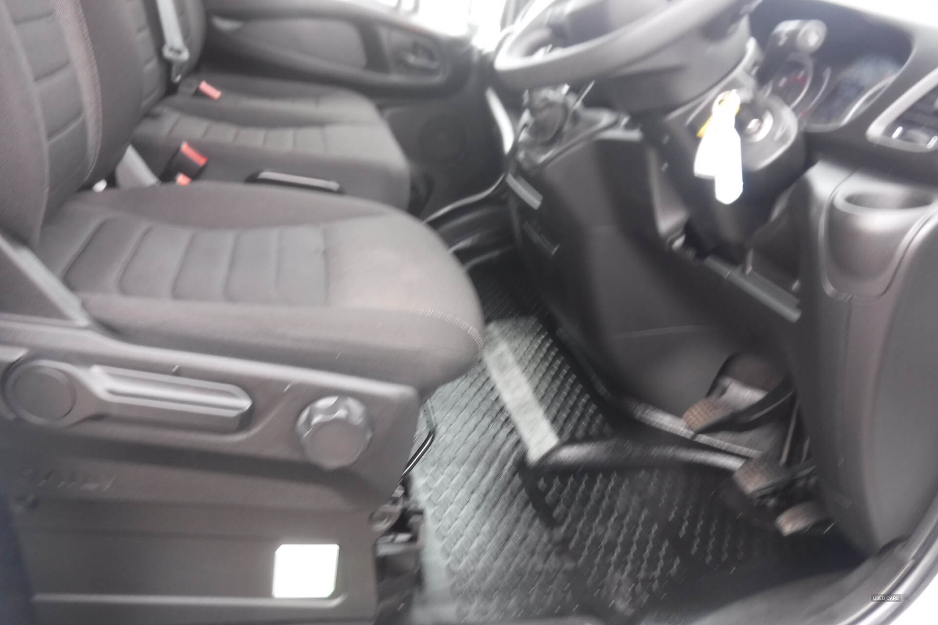 Iveco Daily 35S14 DIESEL in Down