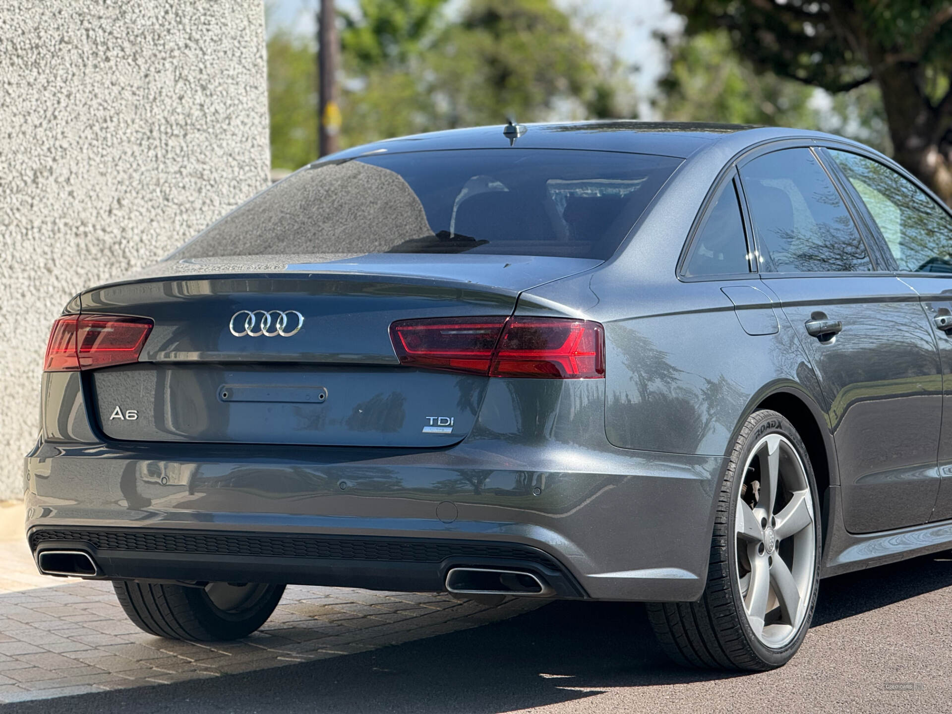 Car Thumbnail 11