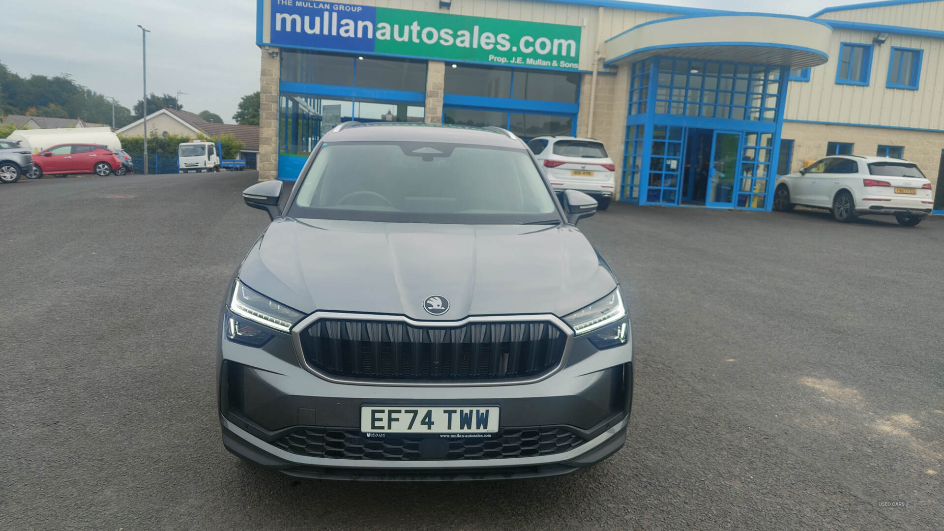 Car Thumbnail 9