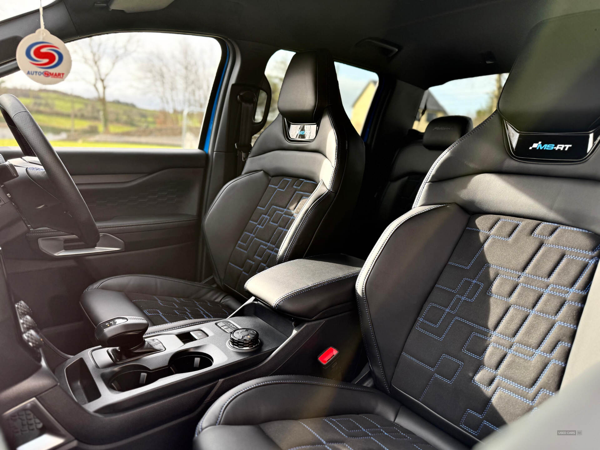 Car Thumbnail 16