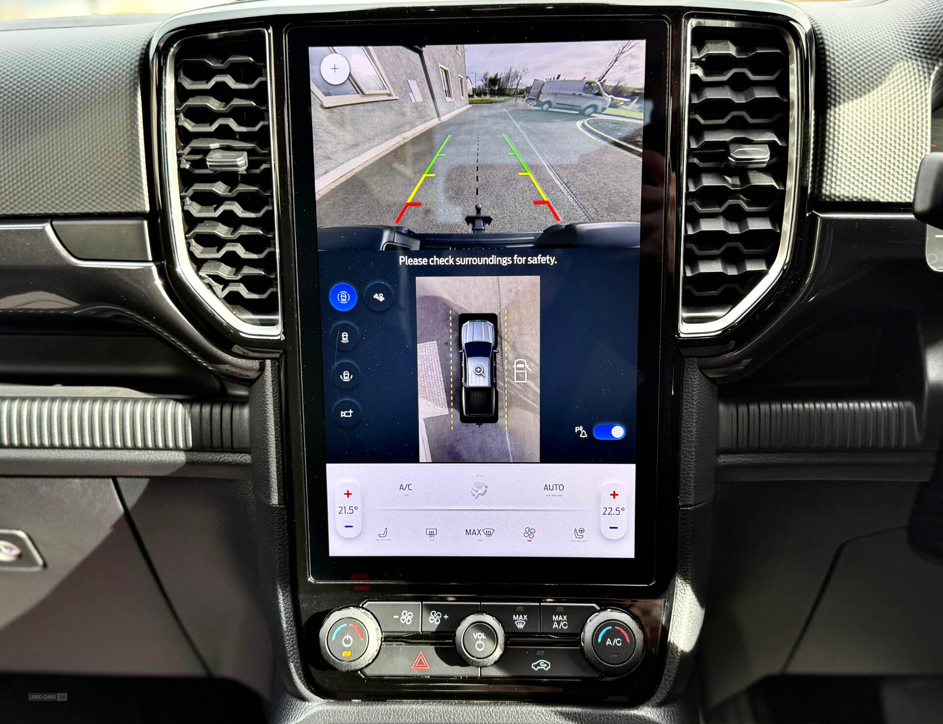 Car Thumbnail 19