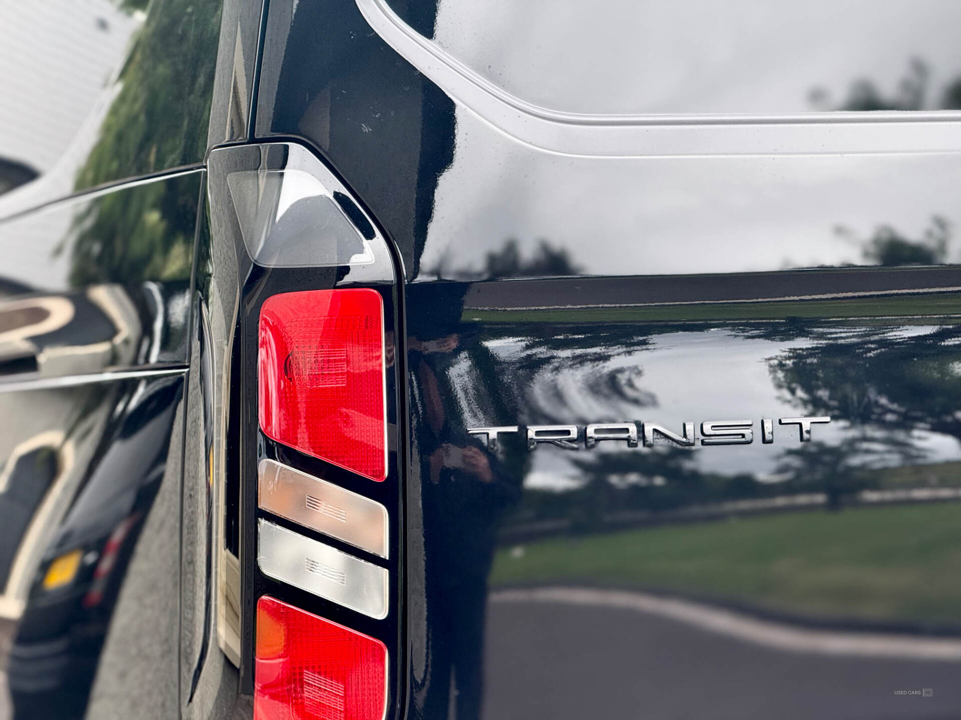 Car Thumbnail 6