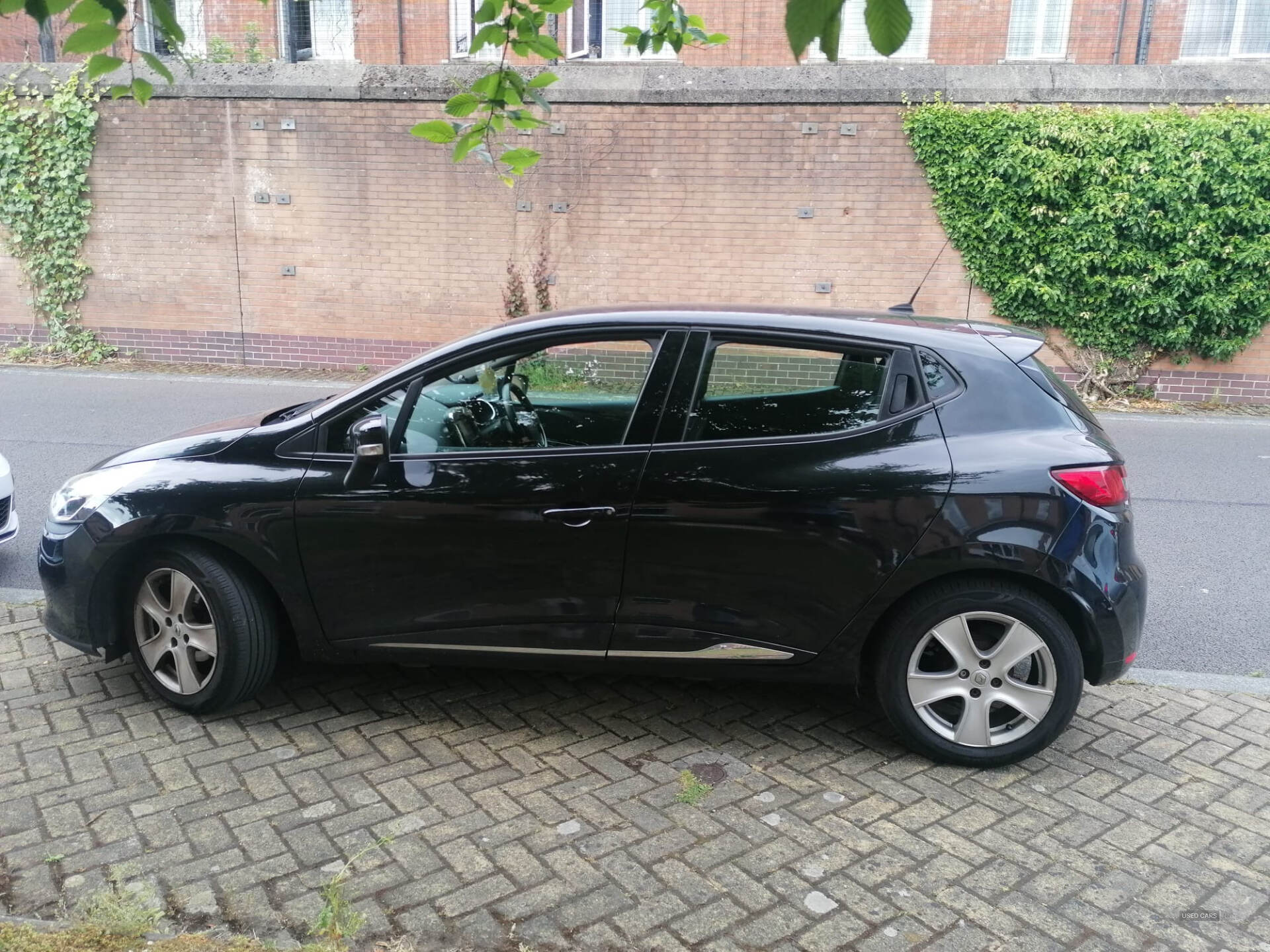 Main Car