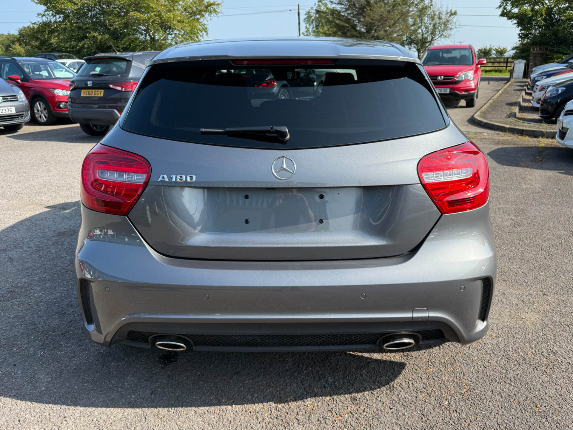 Car Thumbnail 5