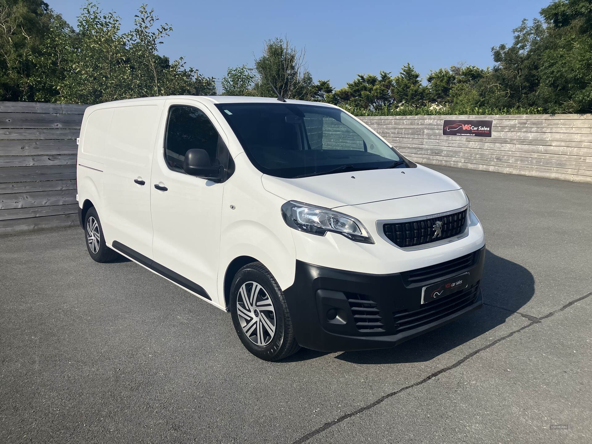 Peugeot Expert STANDARD DIESEL in Down
