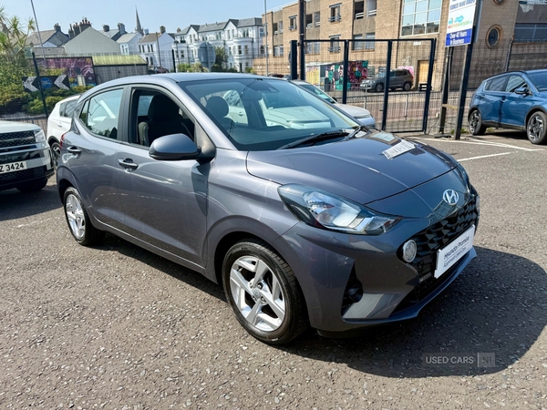 Hyundai i10 HATCHBACK in Down