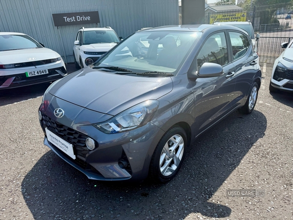 Hyundai i10 HATCHBACK in Down