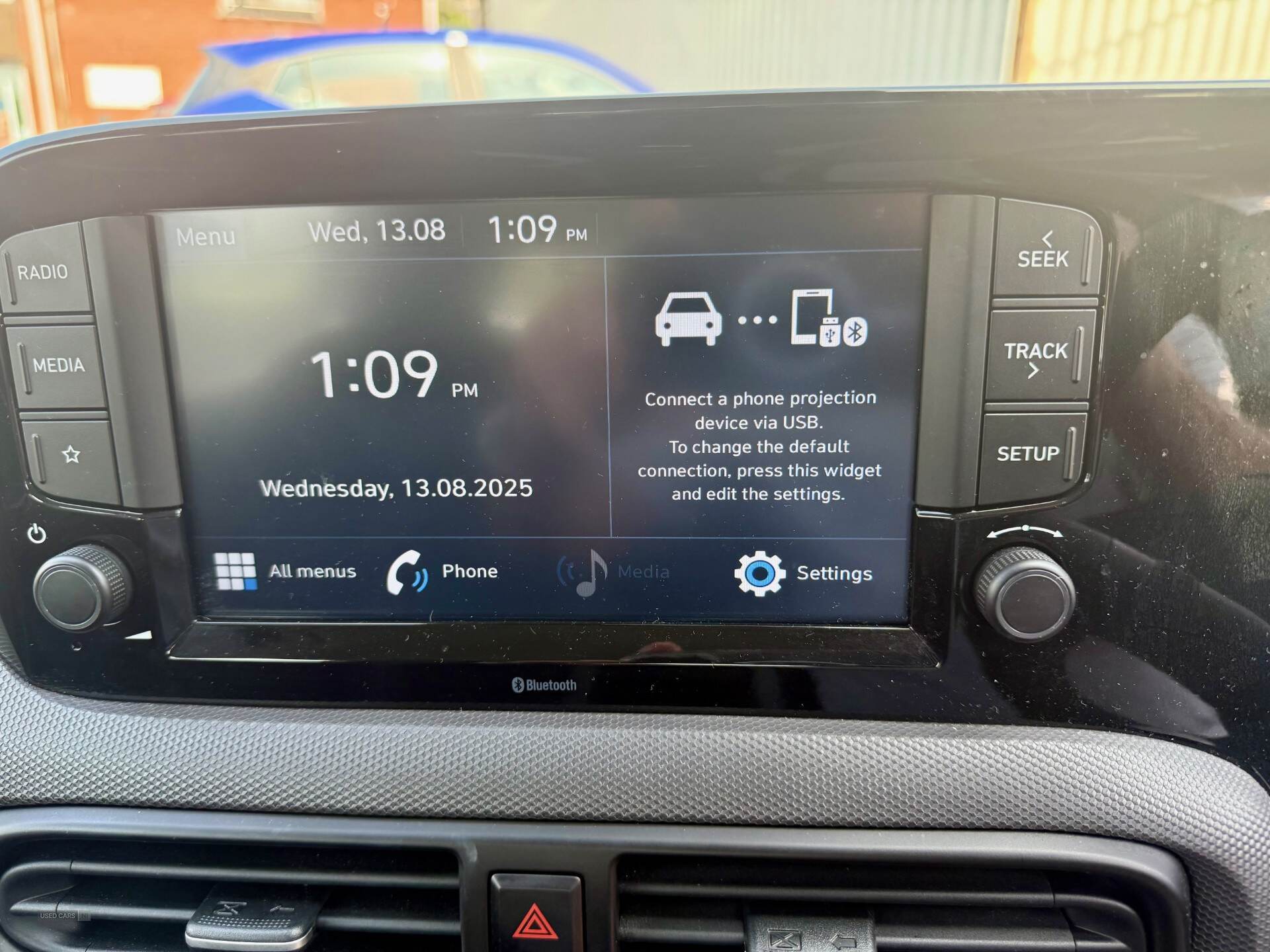 Hyundai i10 HATCHBACK in Down