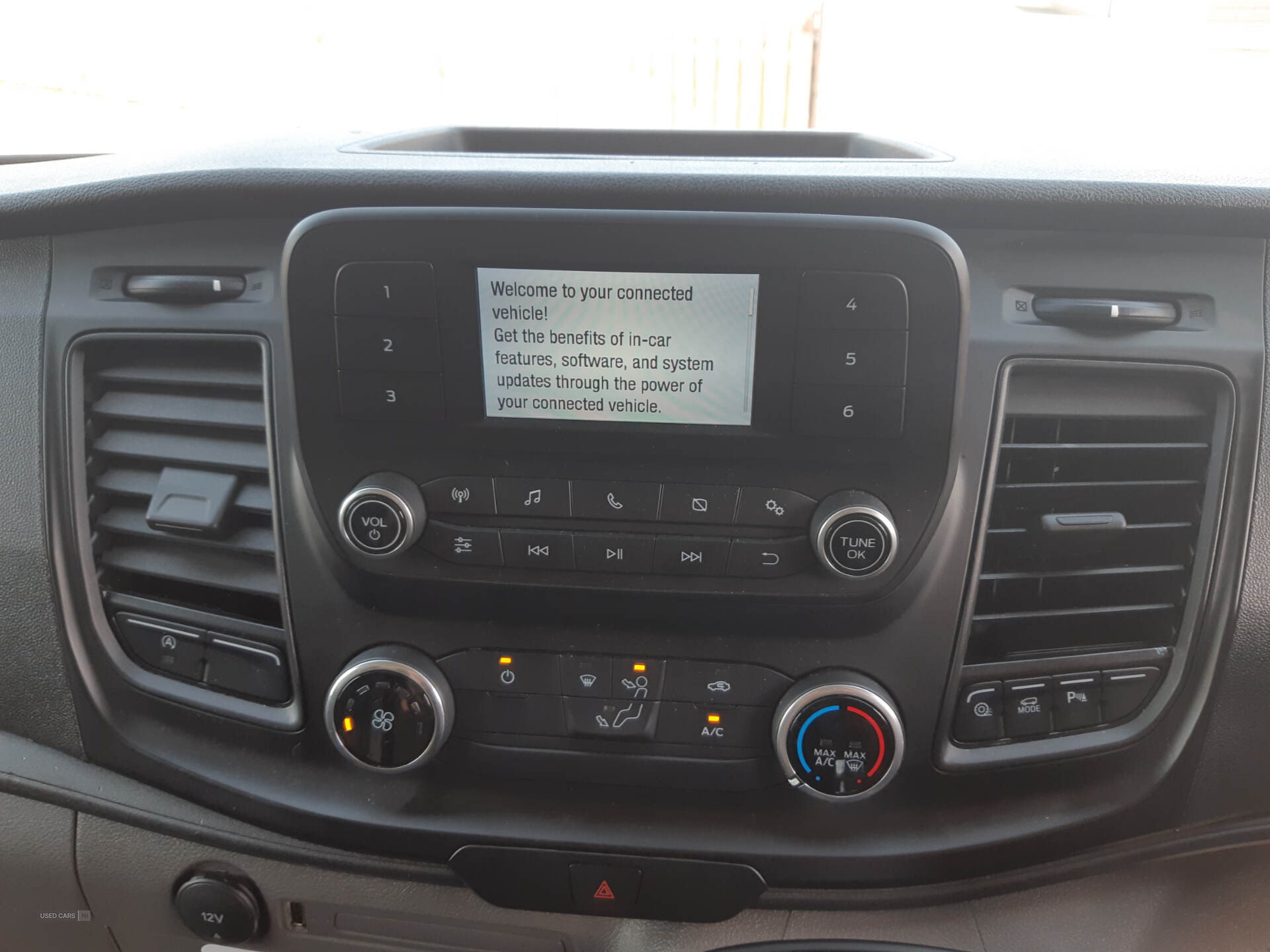 Car Thumbnail 23