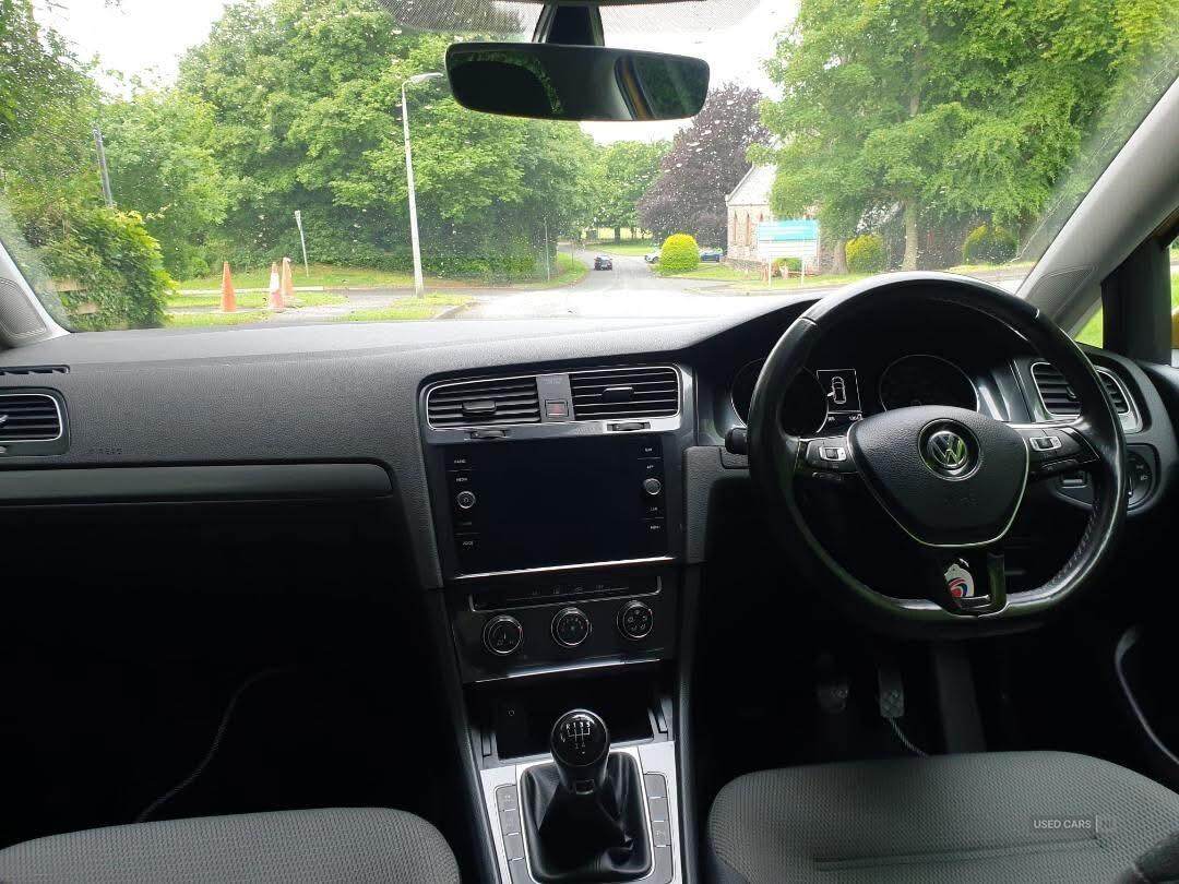 Car Thumbnail 8