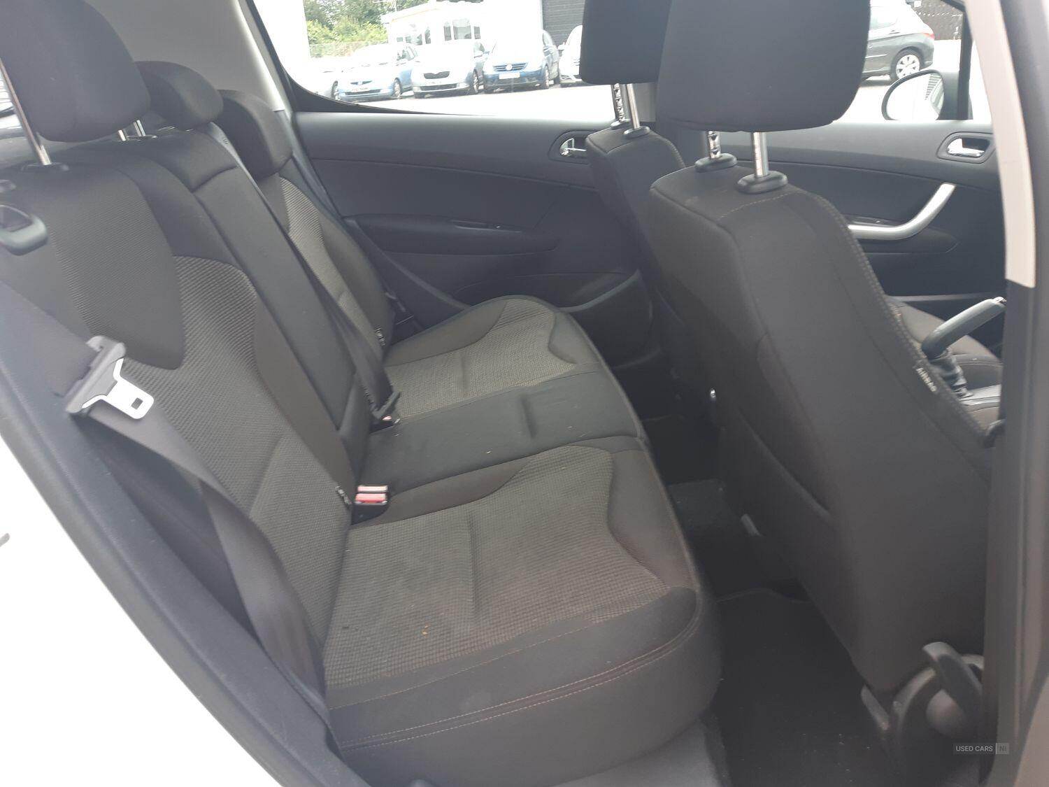 Car Thumbnail 9