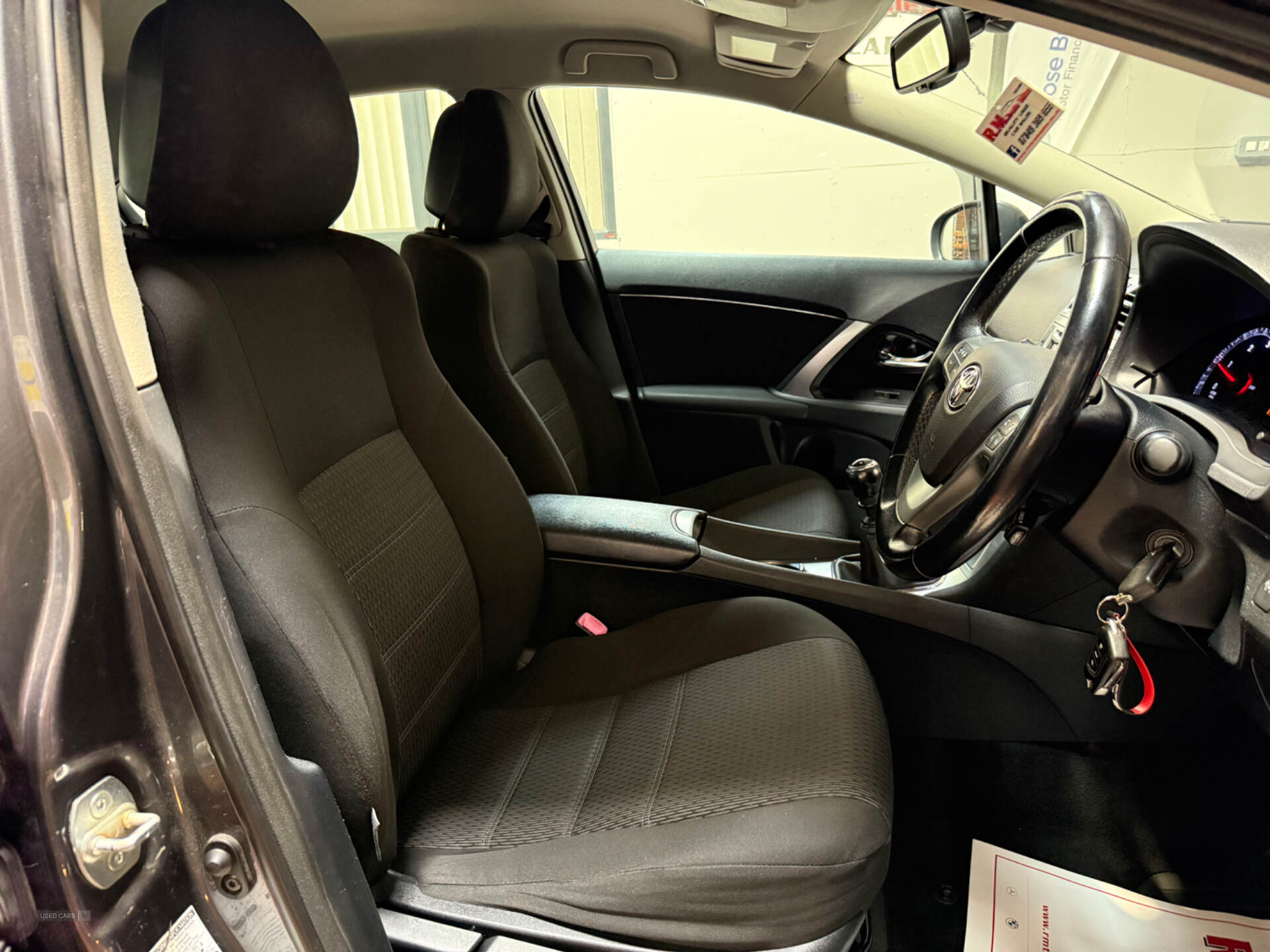 Toyota Avensis DIESEL SALOON in Tyrone