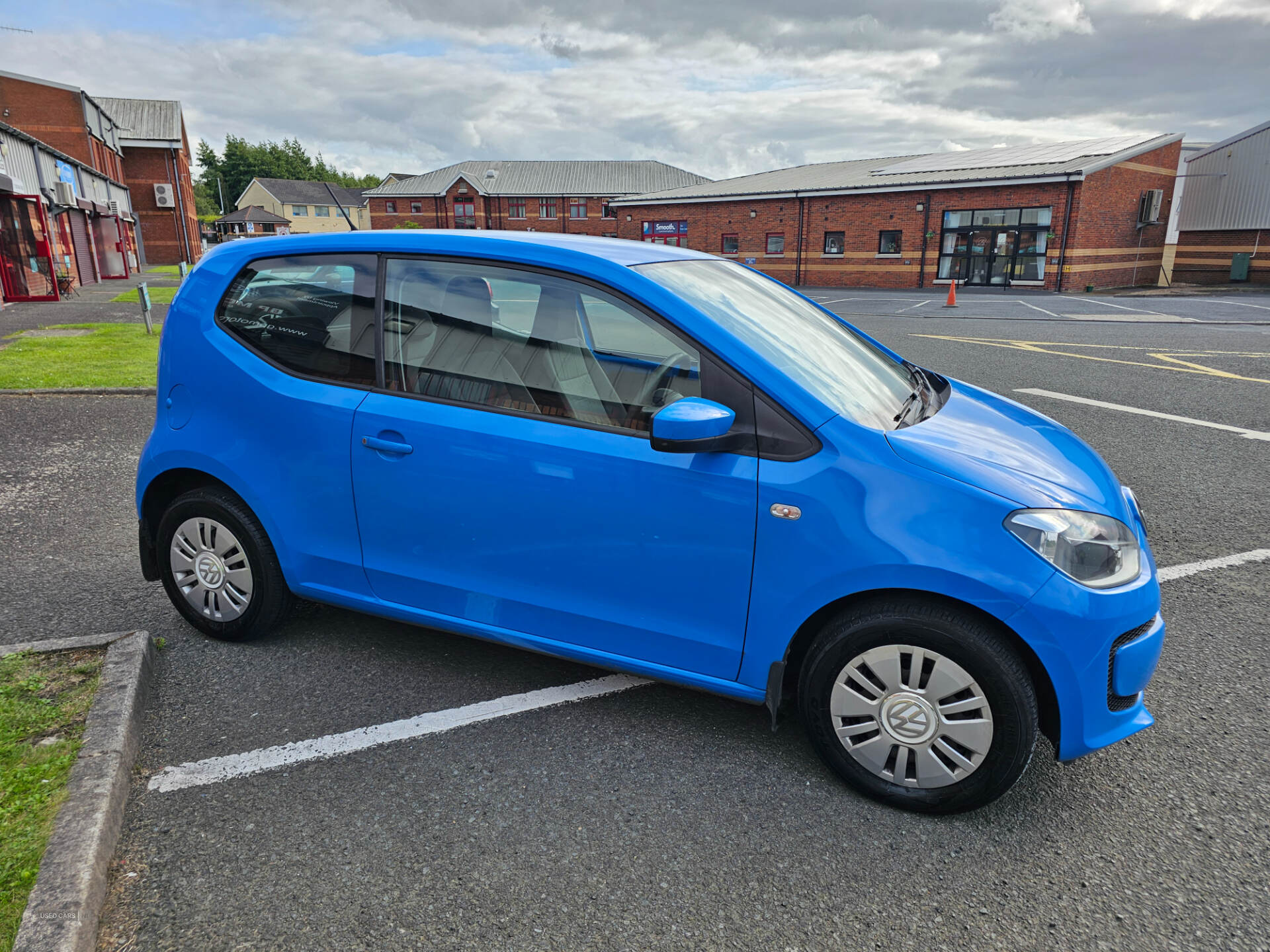 Car Thumbnail 6