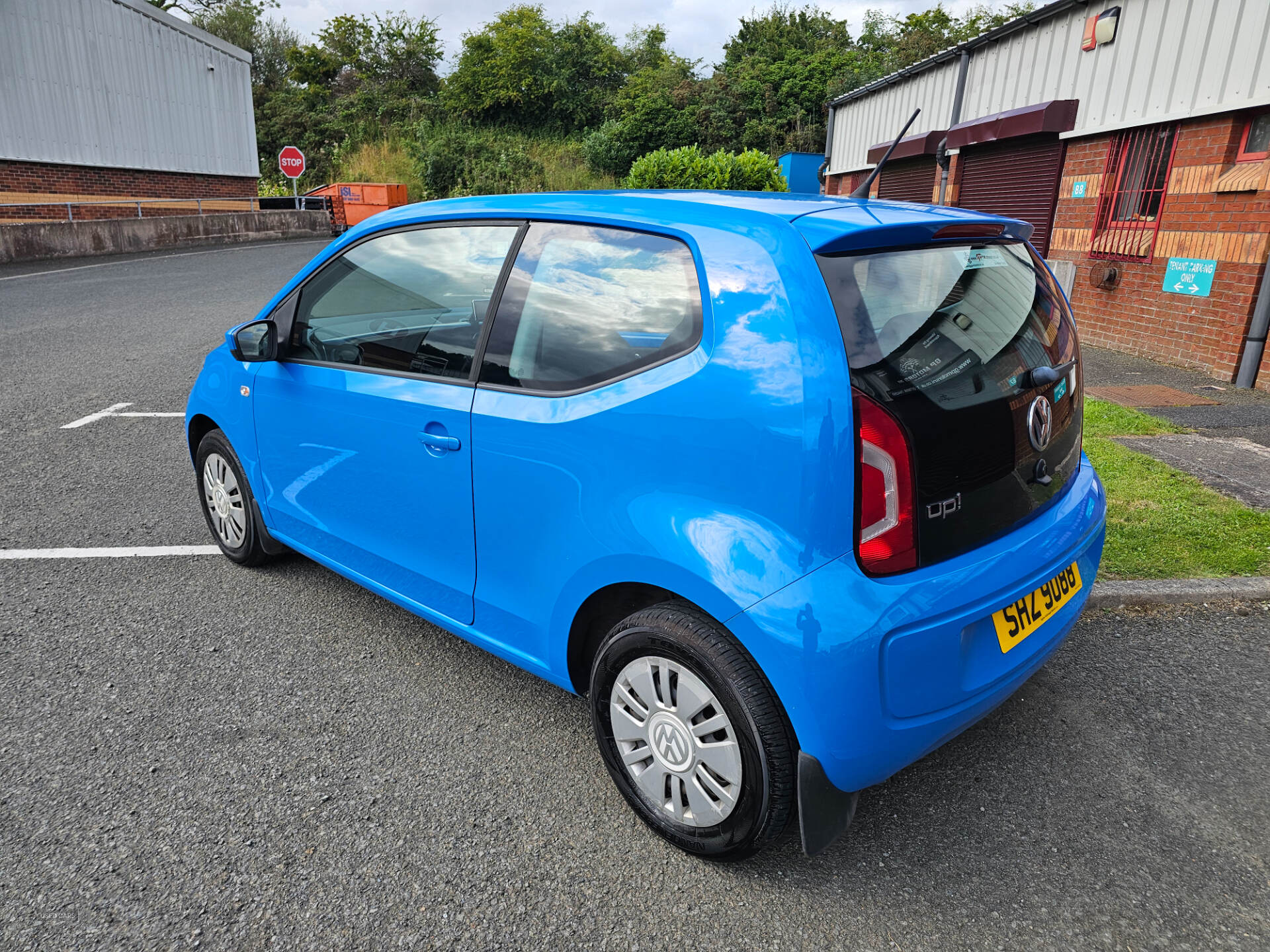 Car Thumbnail 11