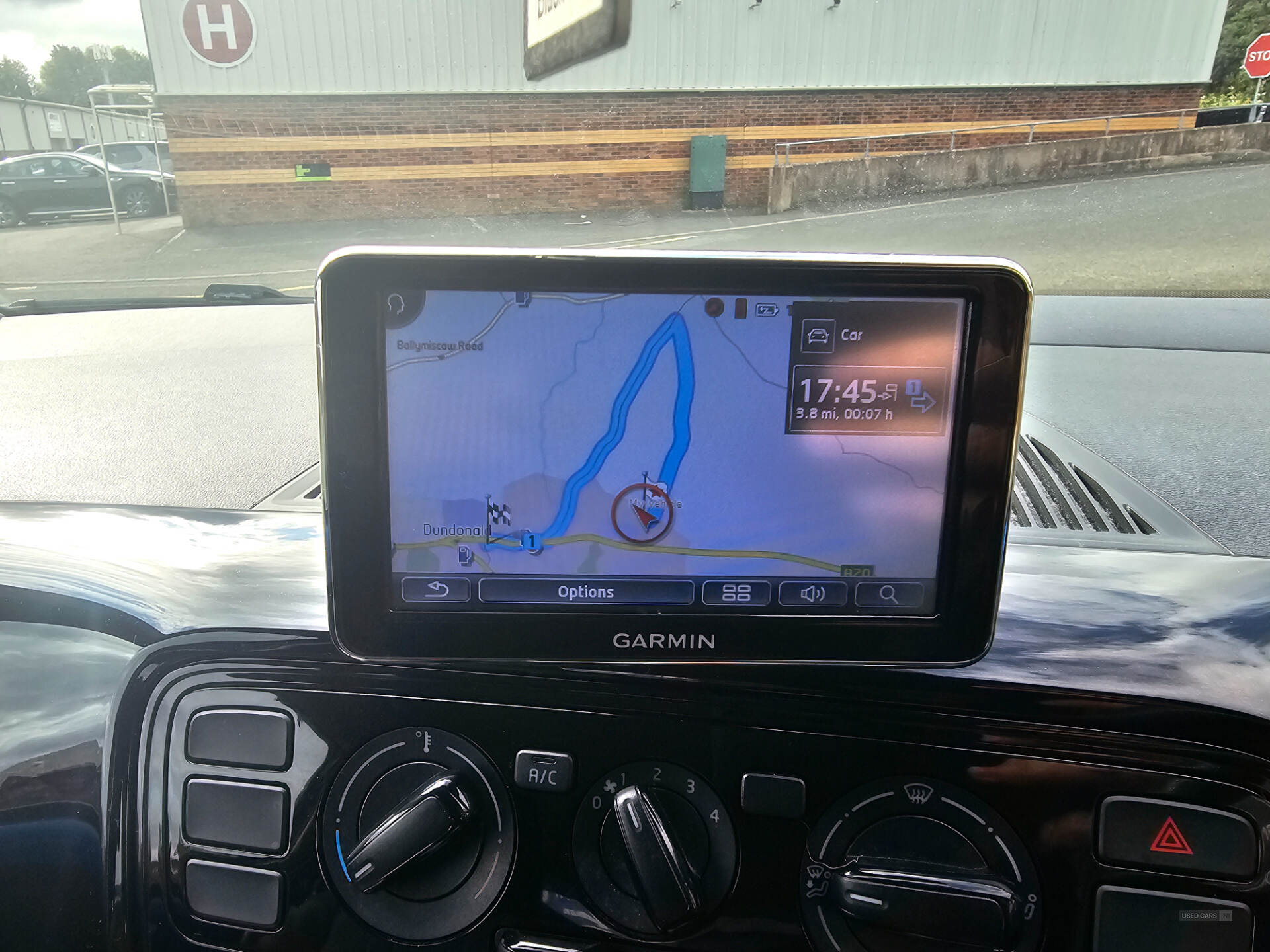 Car Thumbnail 17