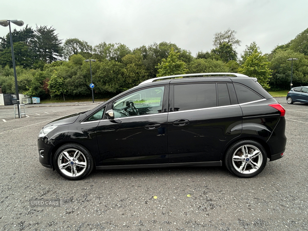 Ford Grand C-MAX DIESEL ESTATE in Antrim