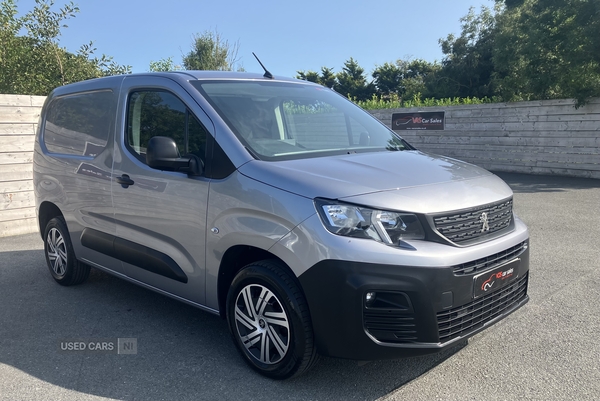 Peugeot Partner STANDARD DIESEL in Down