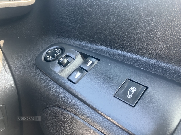 Peugeot Partner STANDARD DIESEL in Down