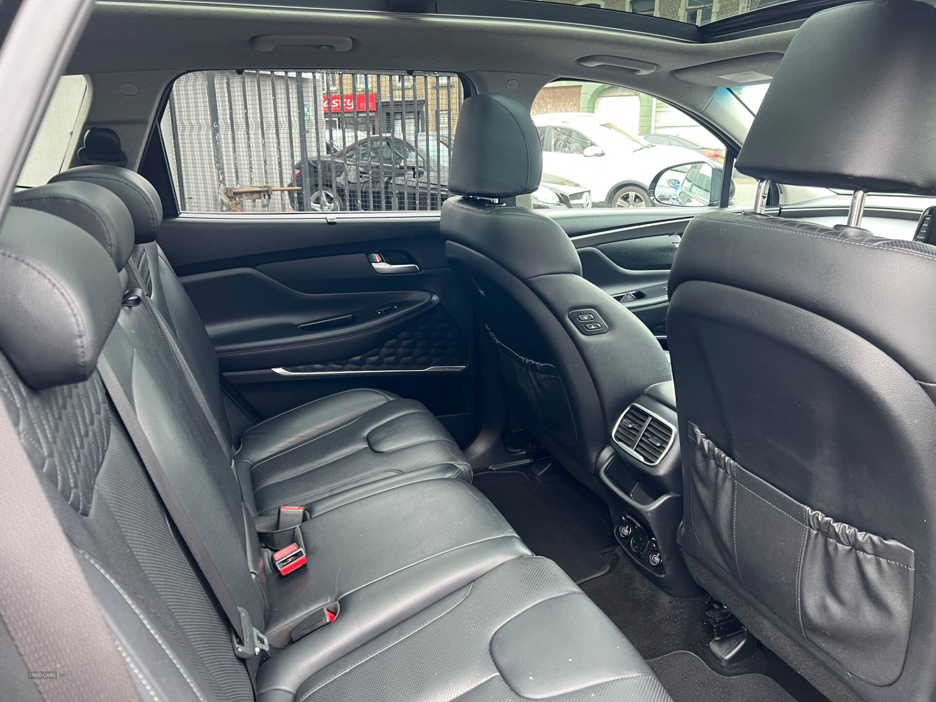 Hyundai Santa Fe DIESEL ESTATE in Antrim