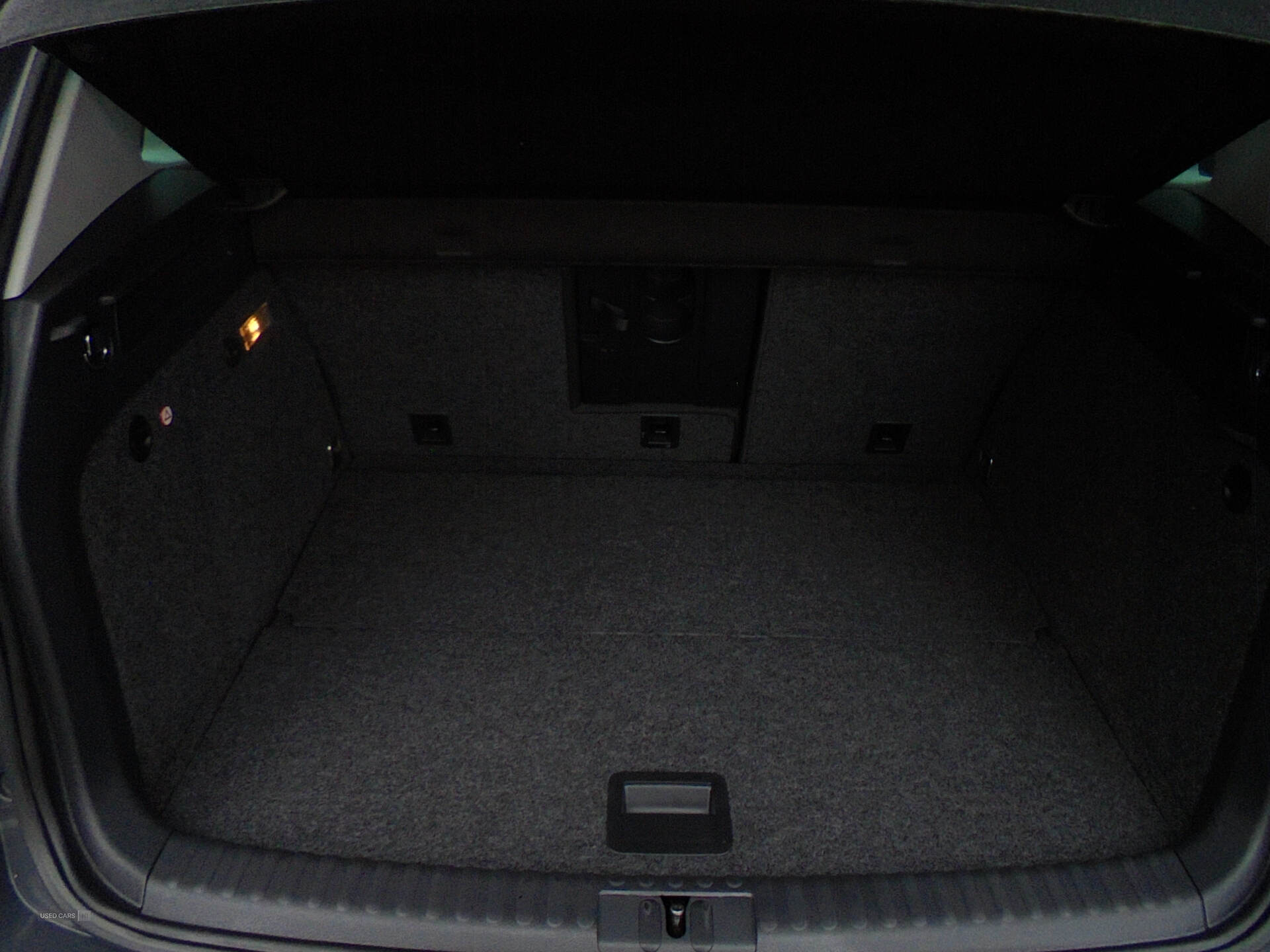 Car Thumbnail 8