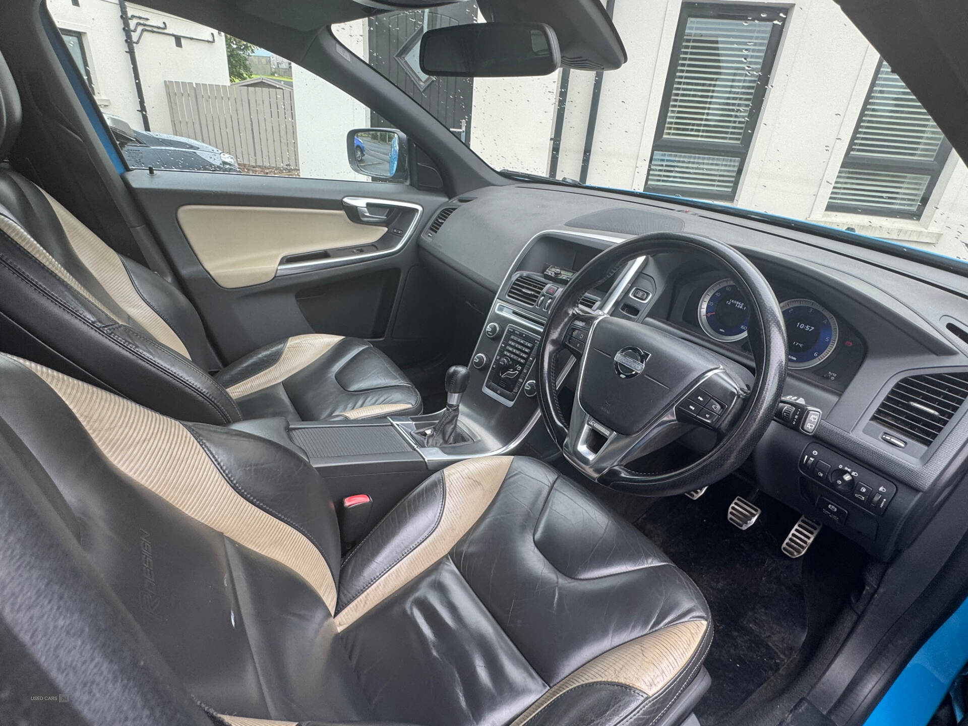 Volvo XC60 DIESEL ESTATE in Armagh