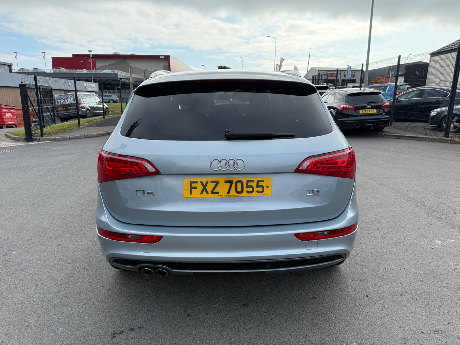 Car Thumbnail 5