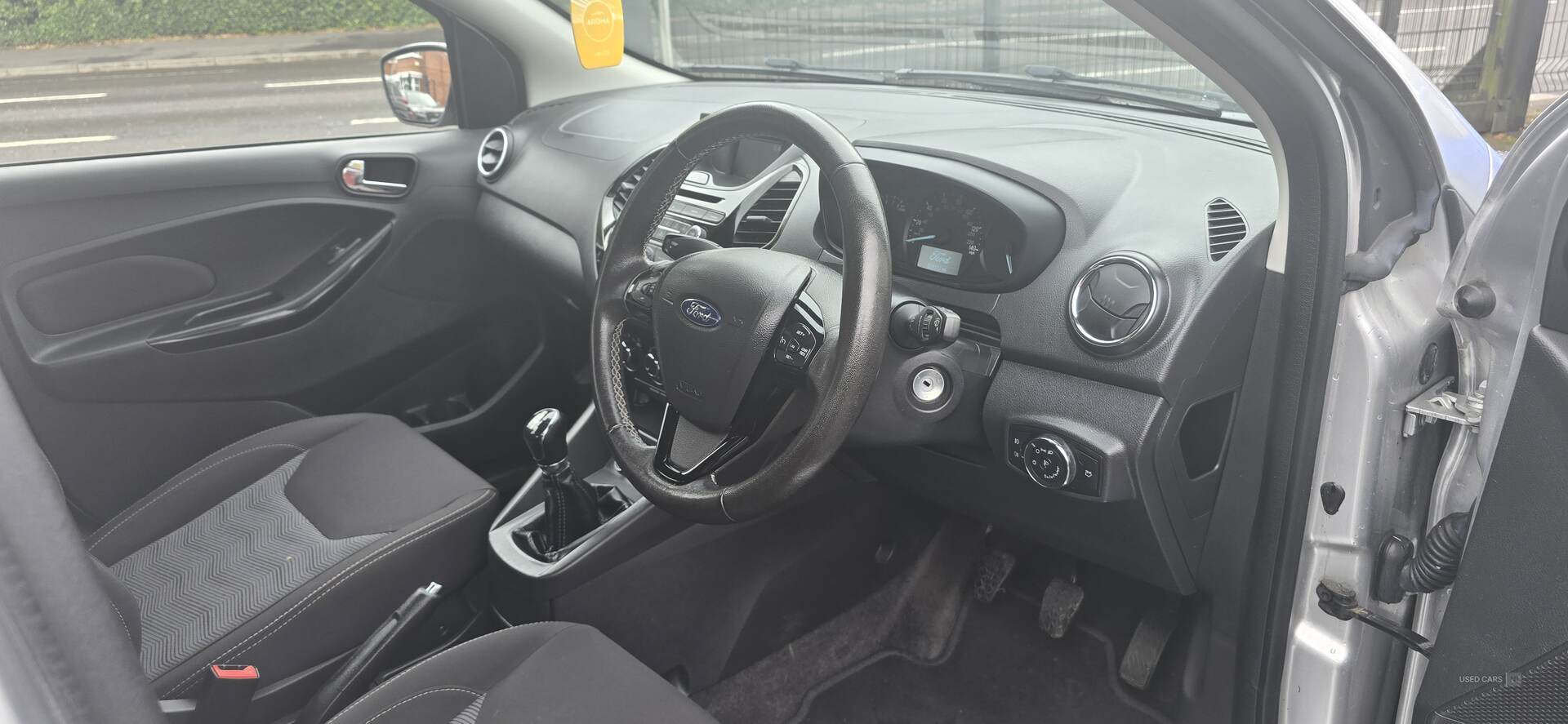 Car Thumbnail 9