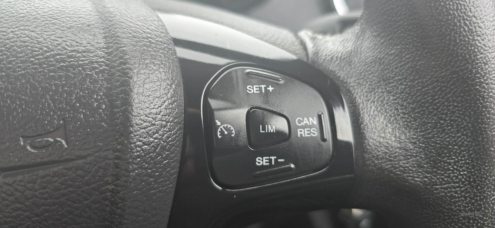 Car Thumbnail 17