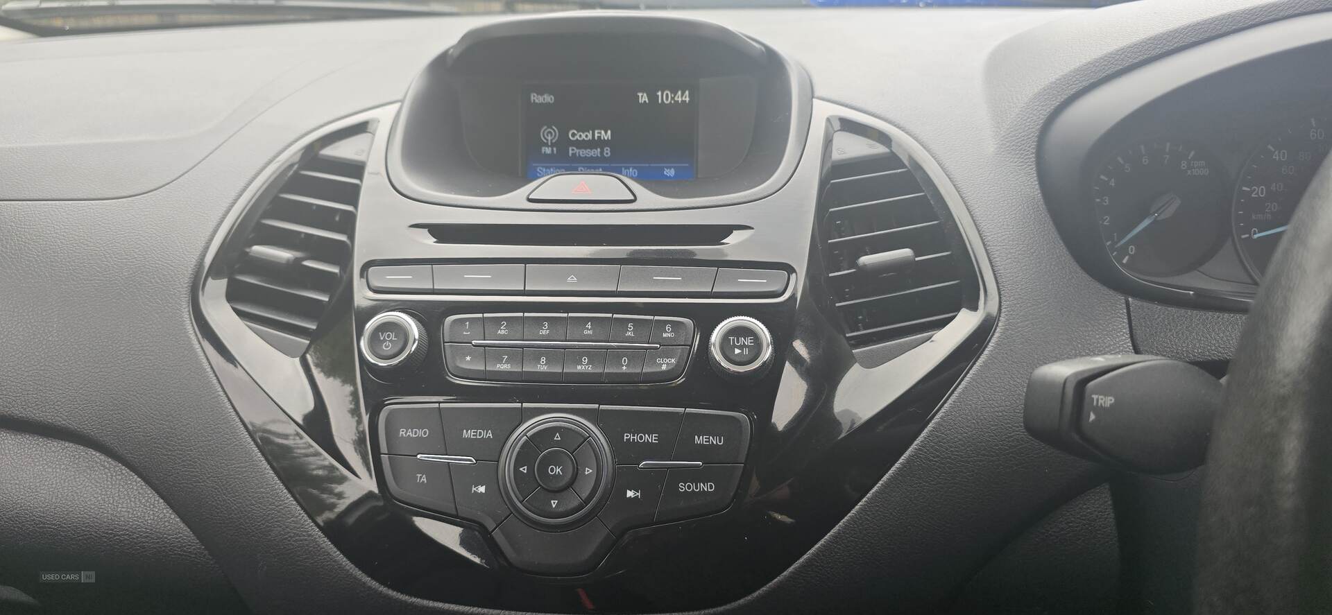 Car Thumbnail 21